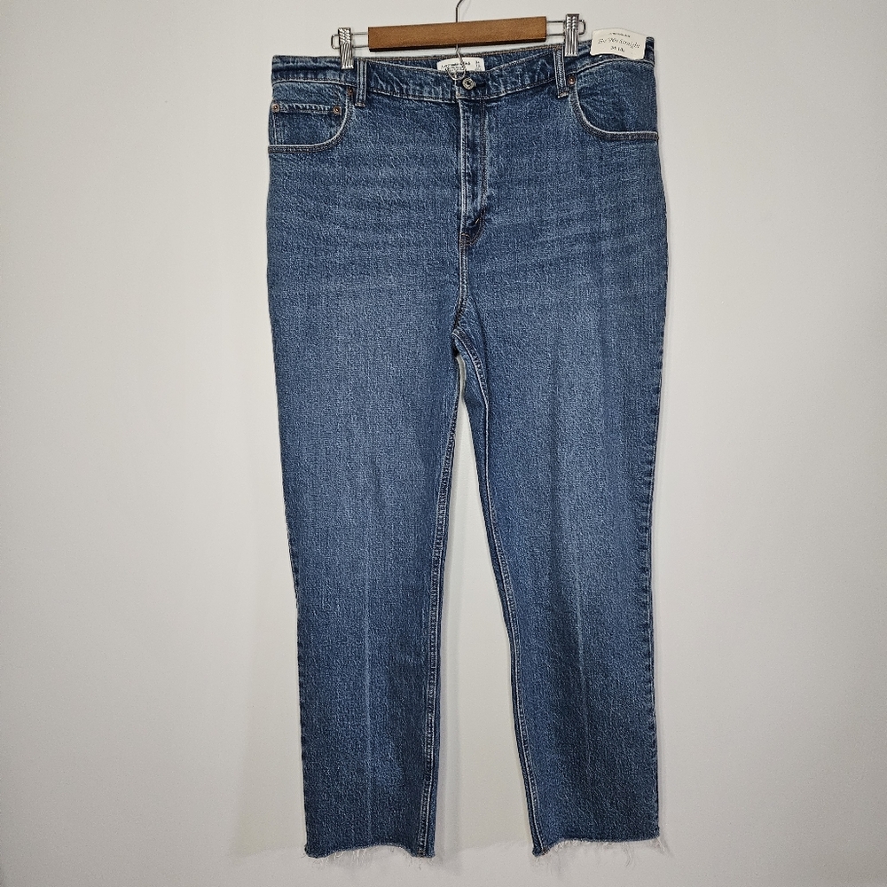 Abercrombie & Fitch 90s Straight Ultra High Rise Jeans 34/18R